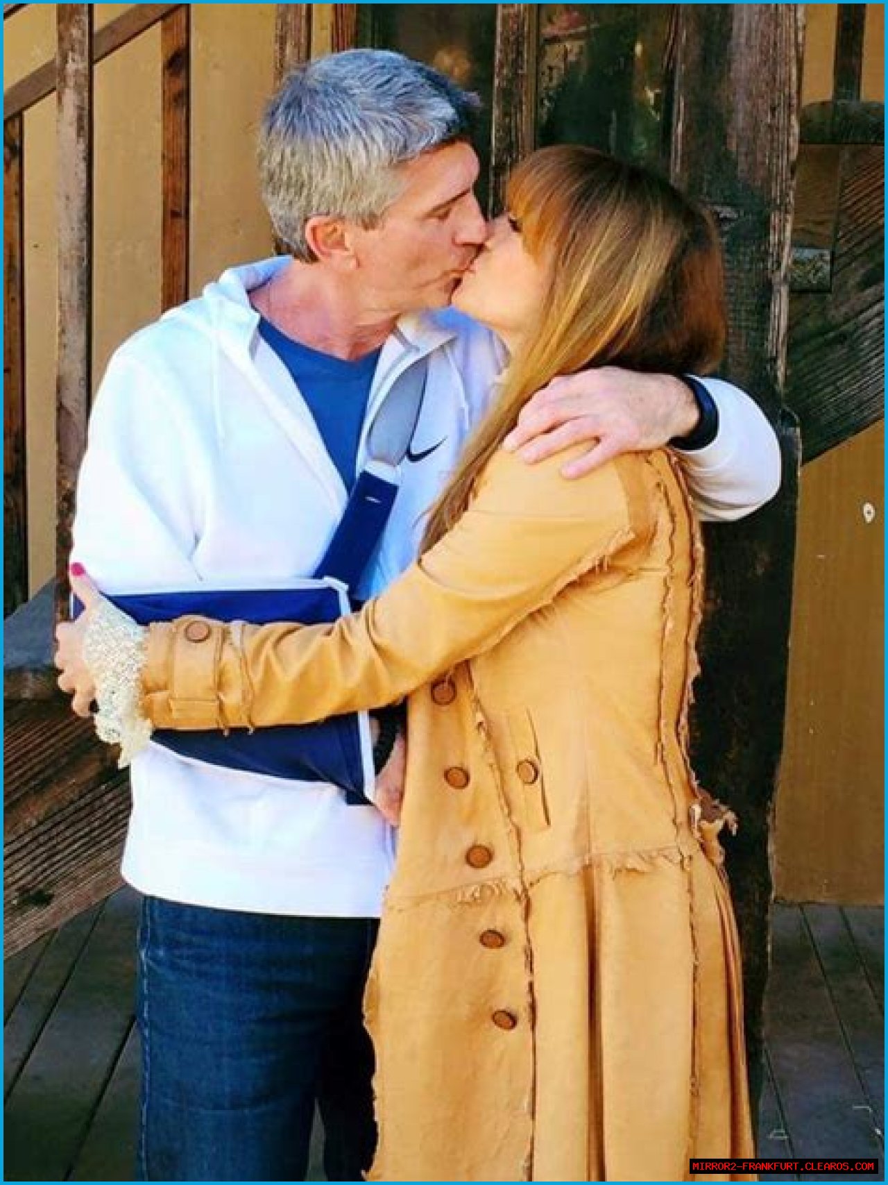 Jane Seymour And Joe Lando: A Timeless Love Story