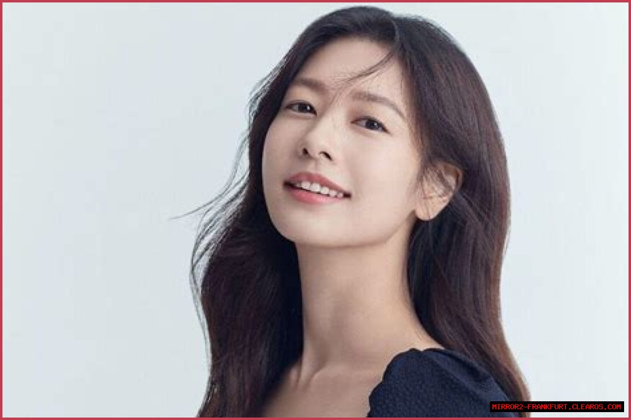 Jung So-min Biography: A Glimpse Into The Life Of A Talented Actress