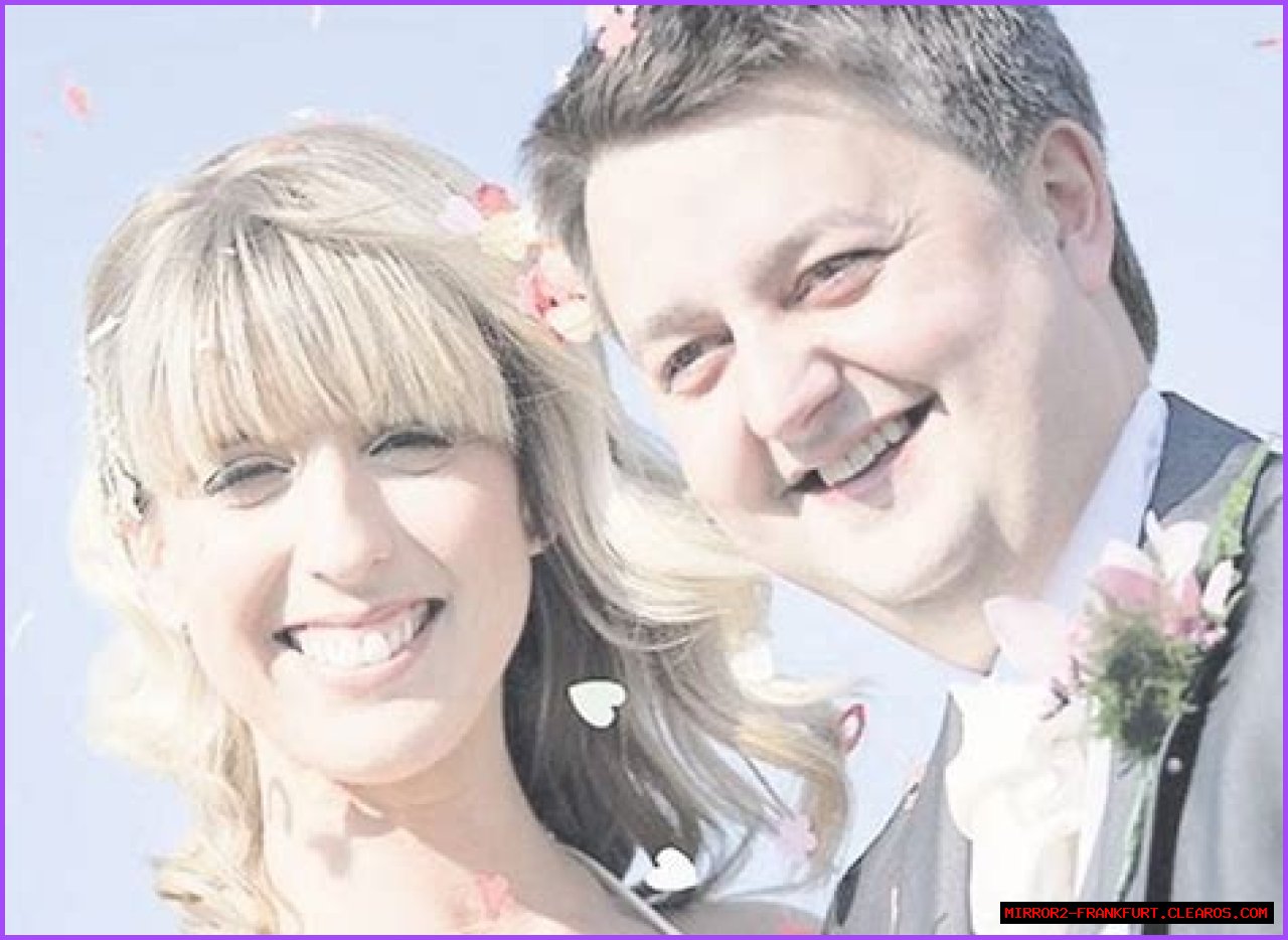 Lorna Watson's Spouse: A Deep Dive Into Their Relationship